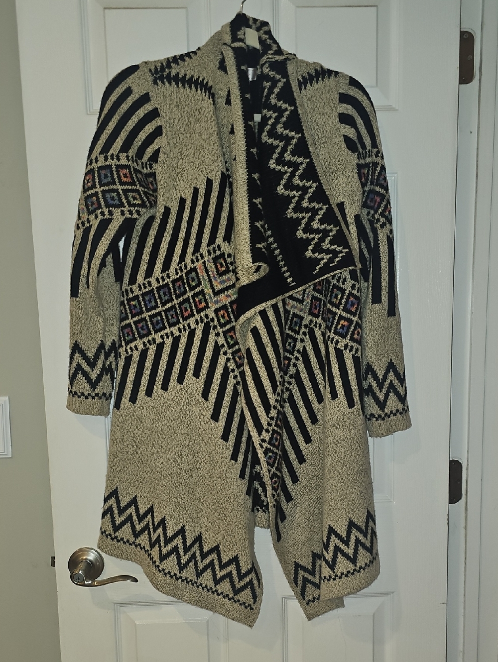 Open‑Front Geometric Pattern Cardigan Sweater - Beige/Black